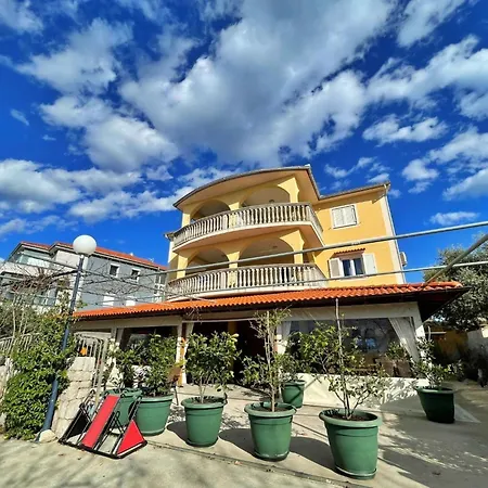 Apartament Neptun By Interhome Šilo